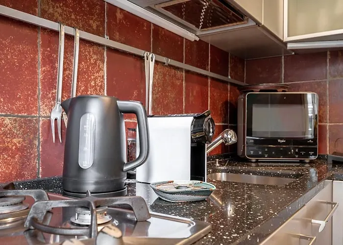 Vik Suites-whirlpool-2br-near Downtown Řím